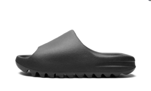 Yeezys SLIDE “Onyx”