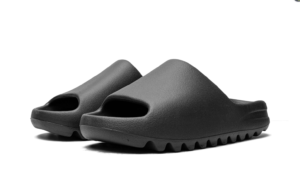 Yeezys SLIDE “Onyx”