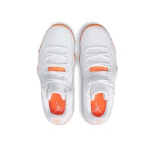 Low 11 WMNS “Bright Citrus”