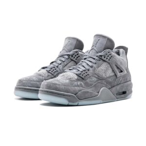 Retro 4 ‘KAWS x’