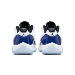 Low 11 WMNS “Concord Sketch”