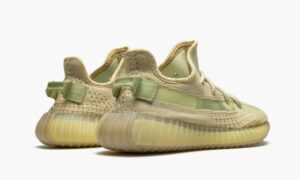 Yeezys Boost 350 V2 “Flax”